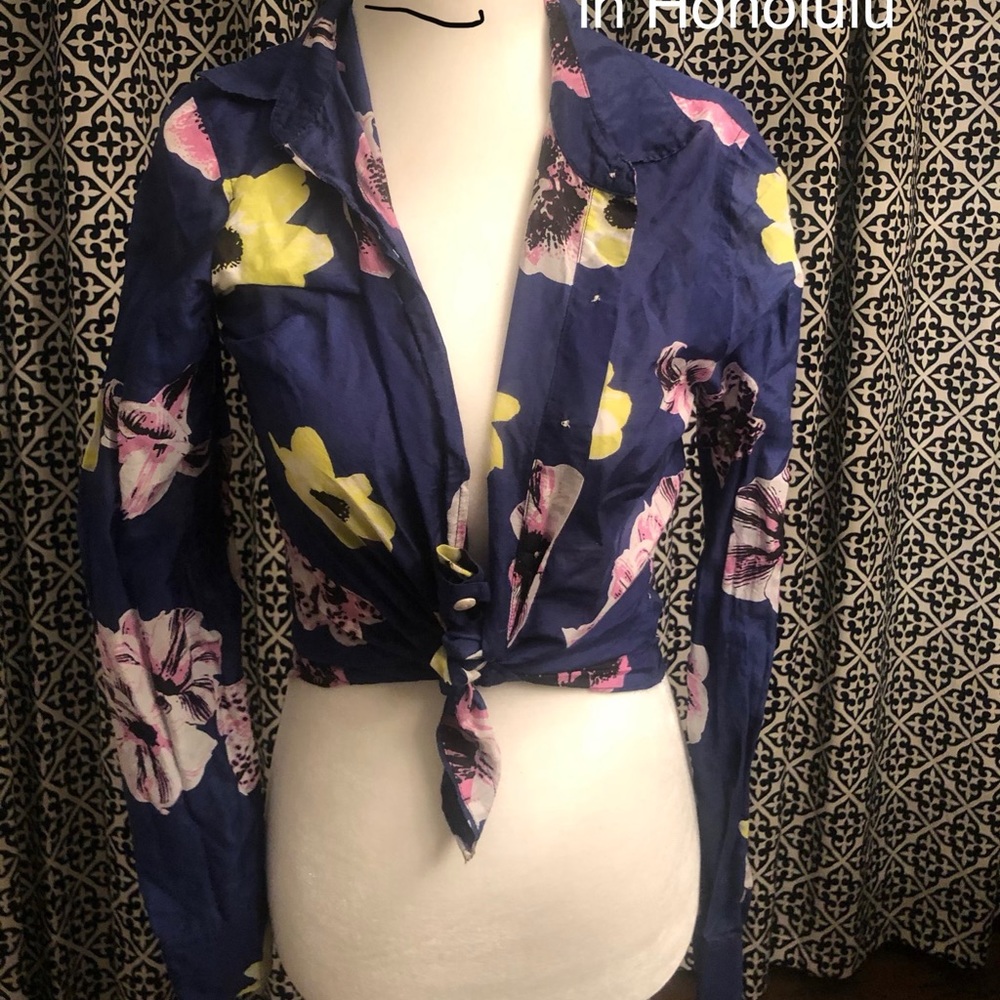 JCREW button downLight weight cotton